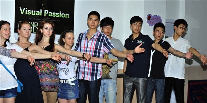 与俄罗斯皇家芭蕾舞团进行艺术文化交流