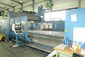 <span>数控卧式加工中心</span>