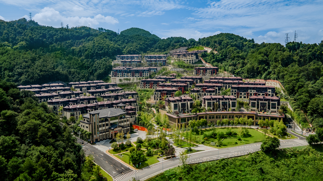 松澗明月
