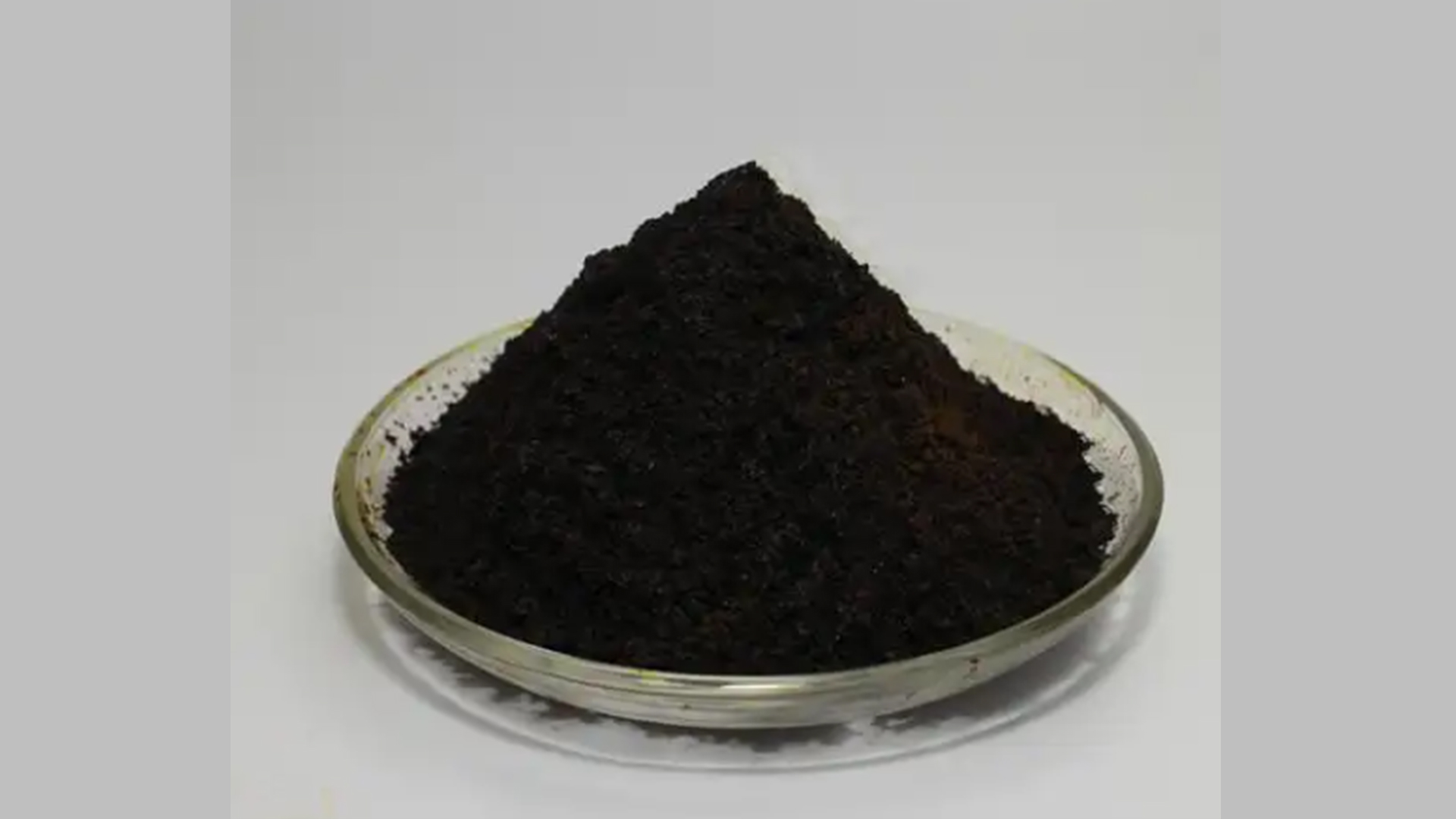 三氯化铁溶液