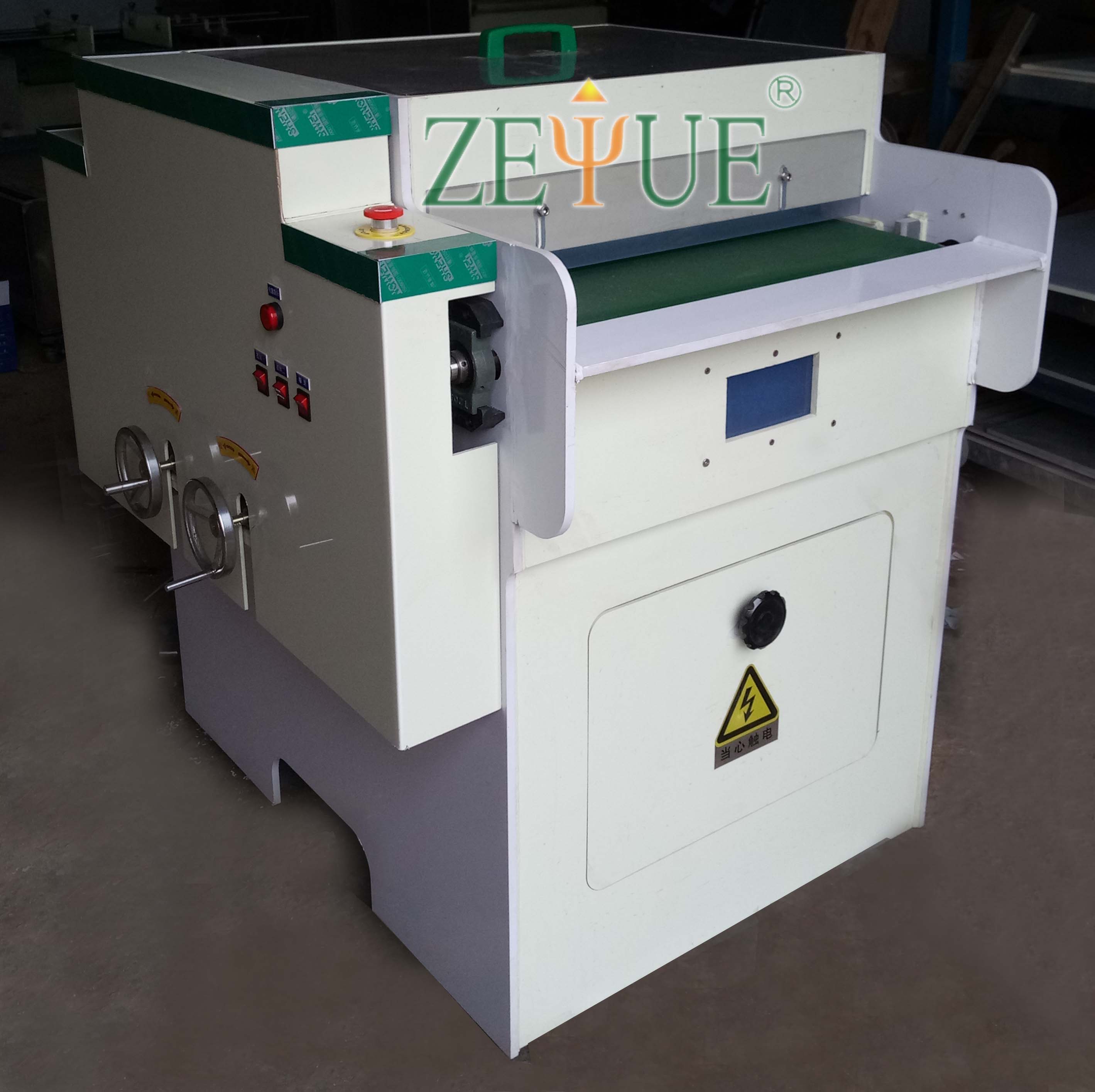 小型平面拉丝机