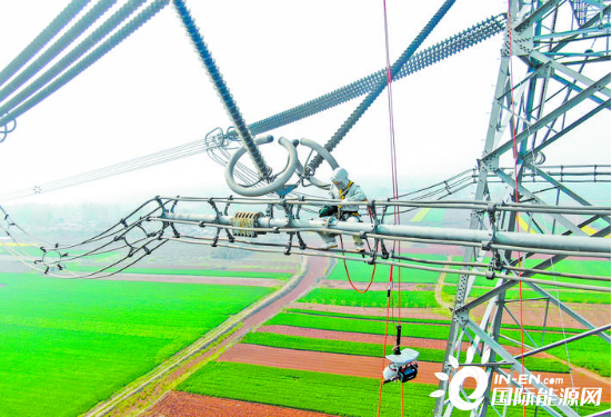 国富氢能承建 山东淄博首座气氢电混合站正式运行