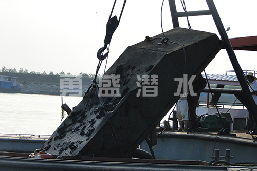 沉船打捞