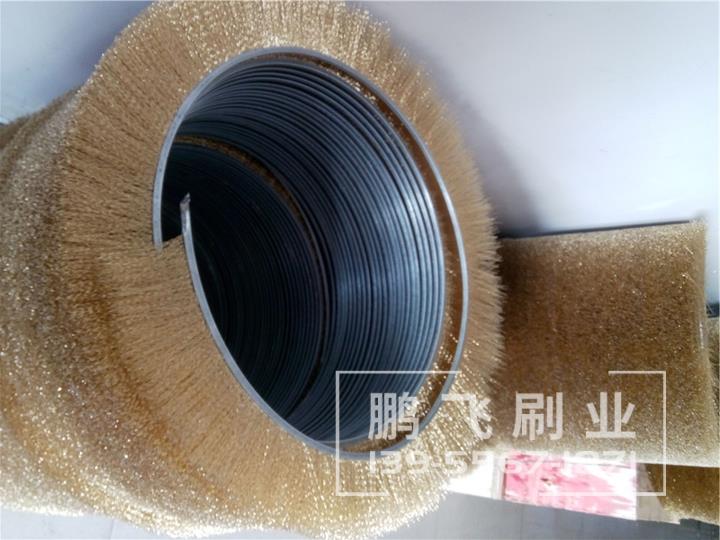 弹簧刷