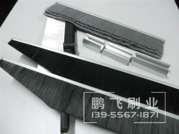 扶梯毛刷