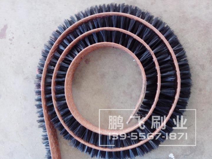 皮带毛刷