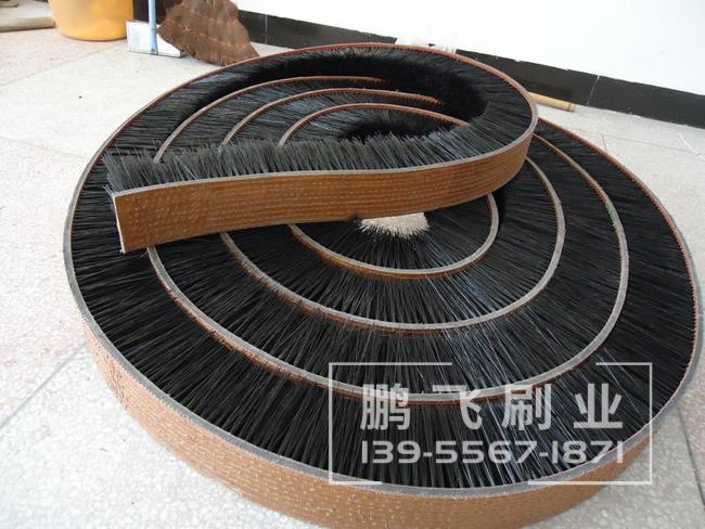 皮带毛刷