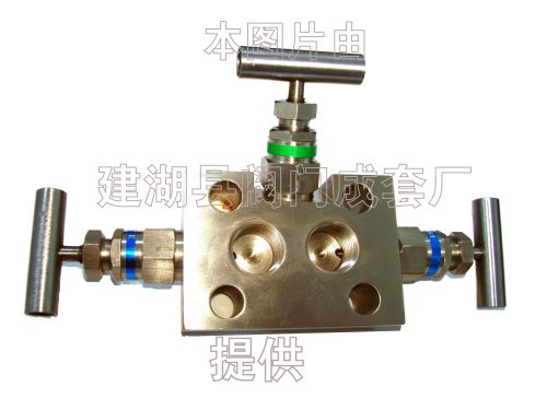 F4M3一体化三阀组