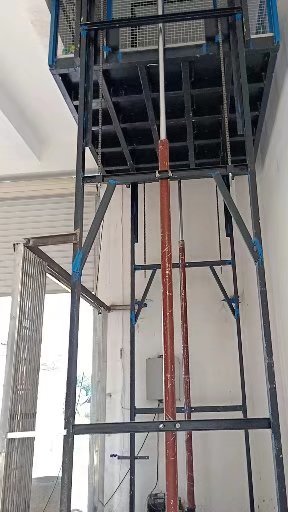 带轿厢手动门液压平台