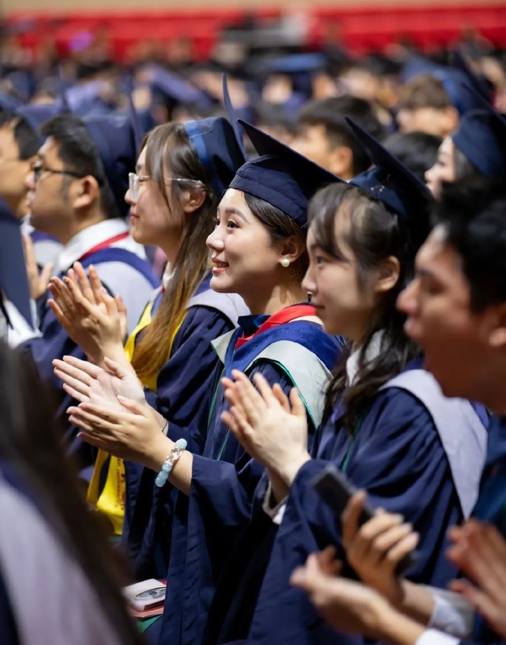 学位服租赁服务