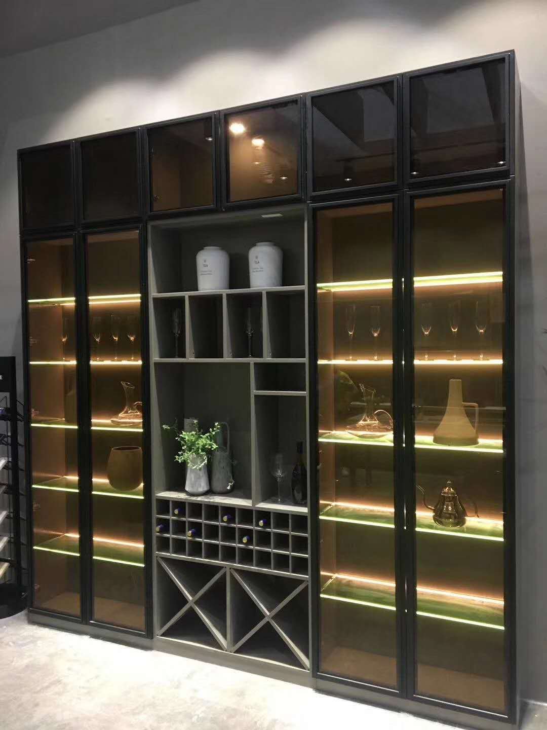 创万嘉极简酒柜