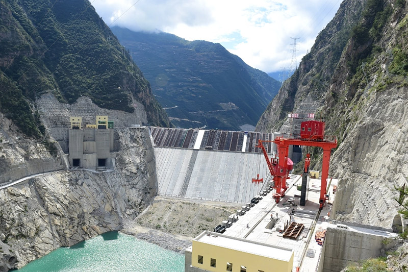 猴子岩水电站
