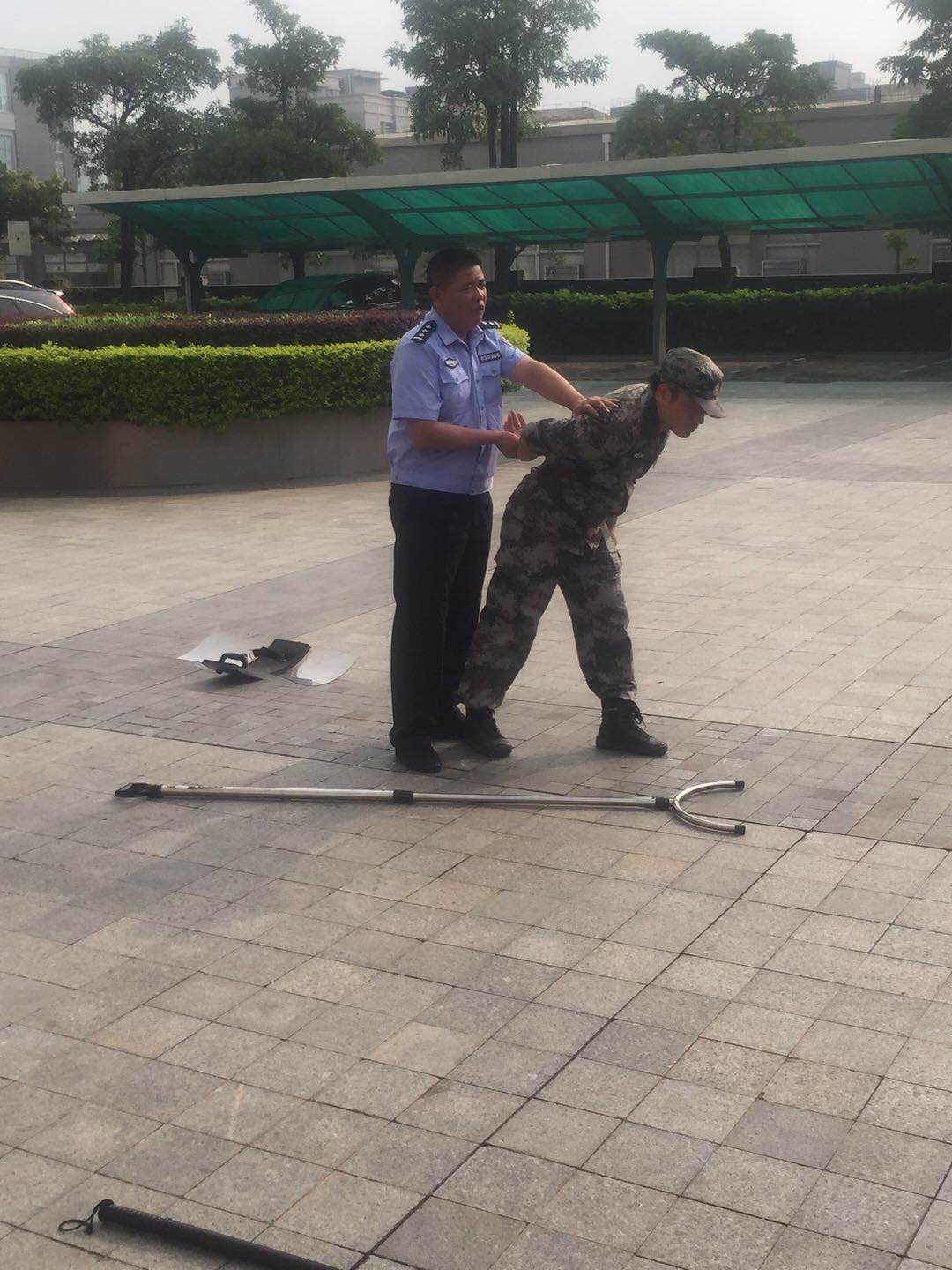 安保大练兵