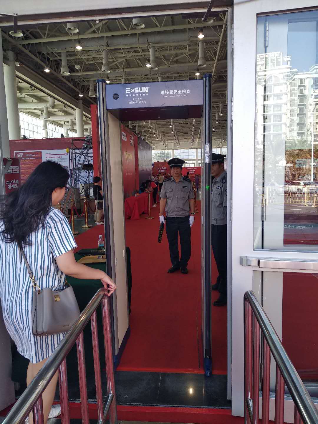 银盾（厦门）保安服务有限公司,厦门安保公司,厦门保安公司,厦门安保,厦门保安服务,厦门安保服务,厦门社区门卫,厦门工厂门卫,厦门贴身保镖，厦门马拉松安保,厦门会