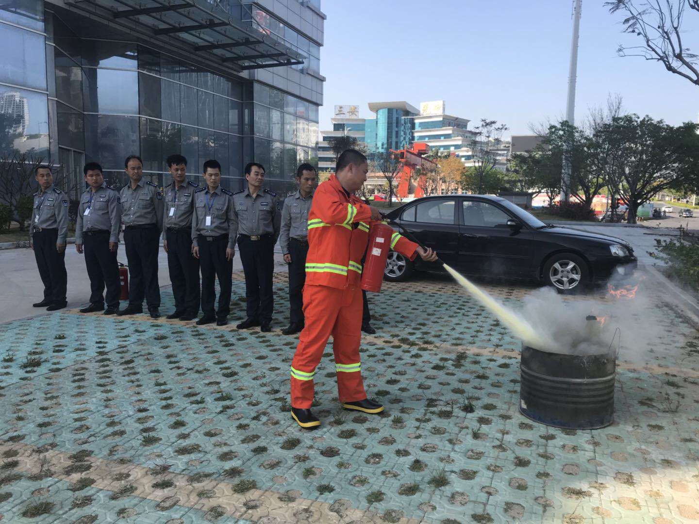 银盾（厦门）保安服务有限公司,厦门安保公司,厦门保安公司,厦门安保,厦门保安服务,厦门安保服务,厦门社区门卫,厦门工厂门卫,厦门贴身保镖，厦门马拉松安保,厦门会