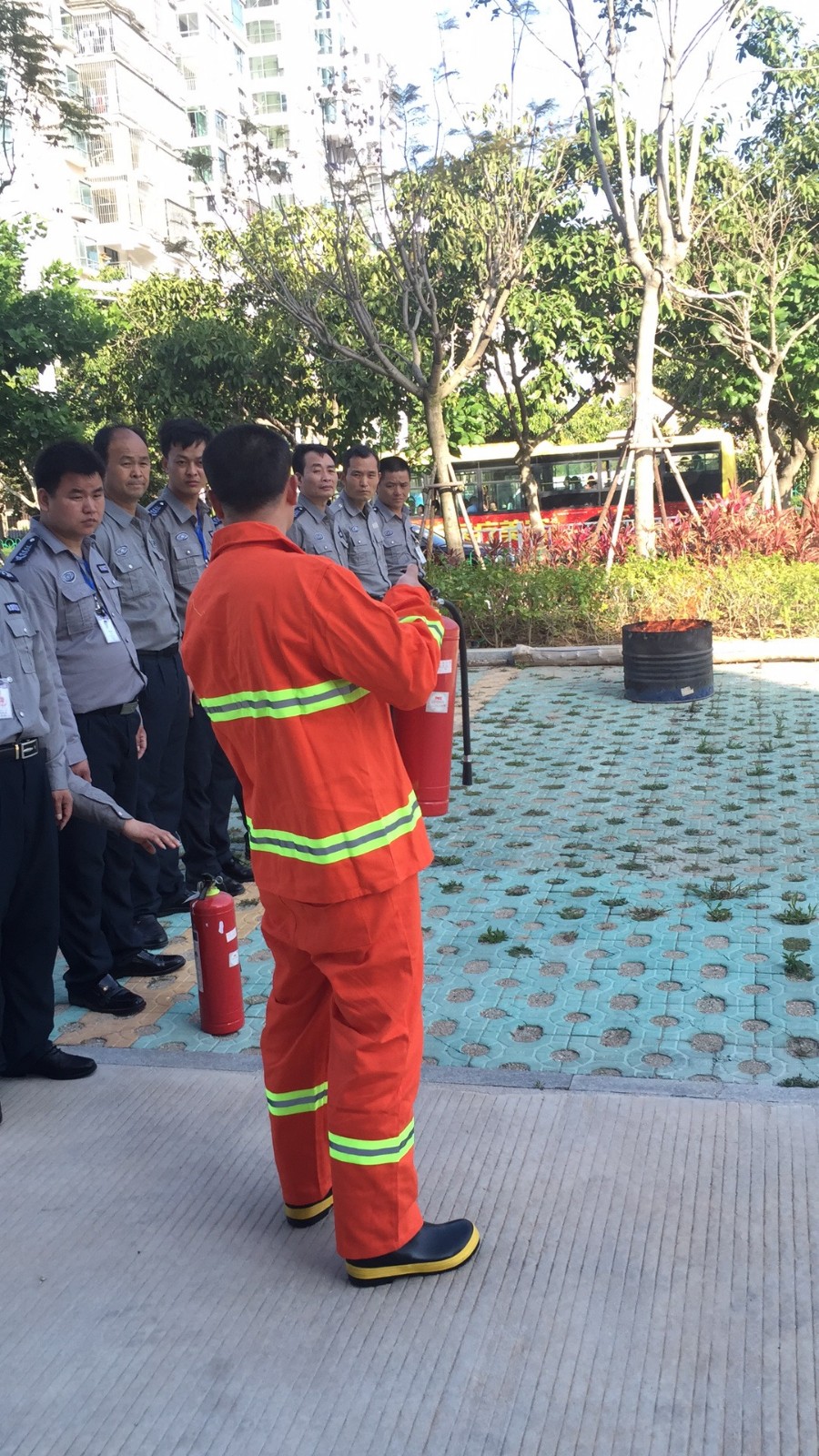 银盾（厦门）保安服务有限公司,厦门安保公司,厦门保安公司,厦门安保,厦门保安服务,厦门安保服务,厦门社区门卫,厦门工厂门卫,厦门贴身保镖，厦门马拉松安保,厦门会