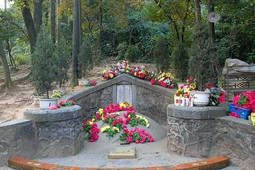 坟墓风水咨询服务