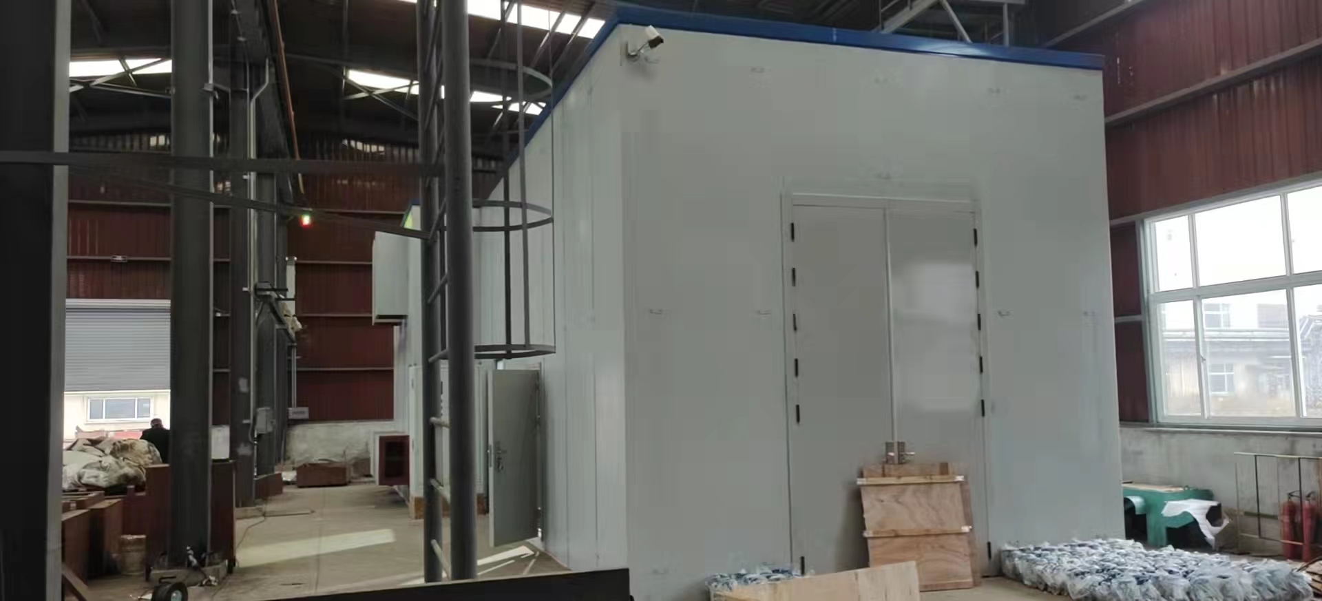 专利模块破碎机隔吸声罩