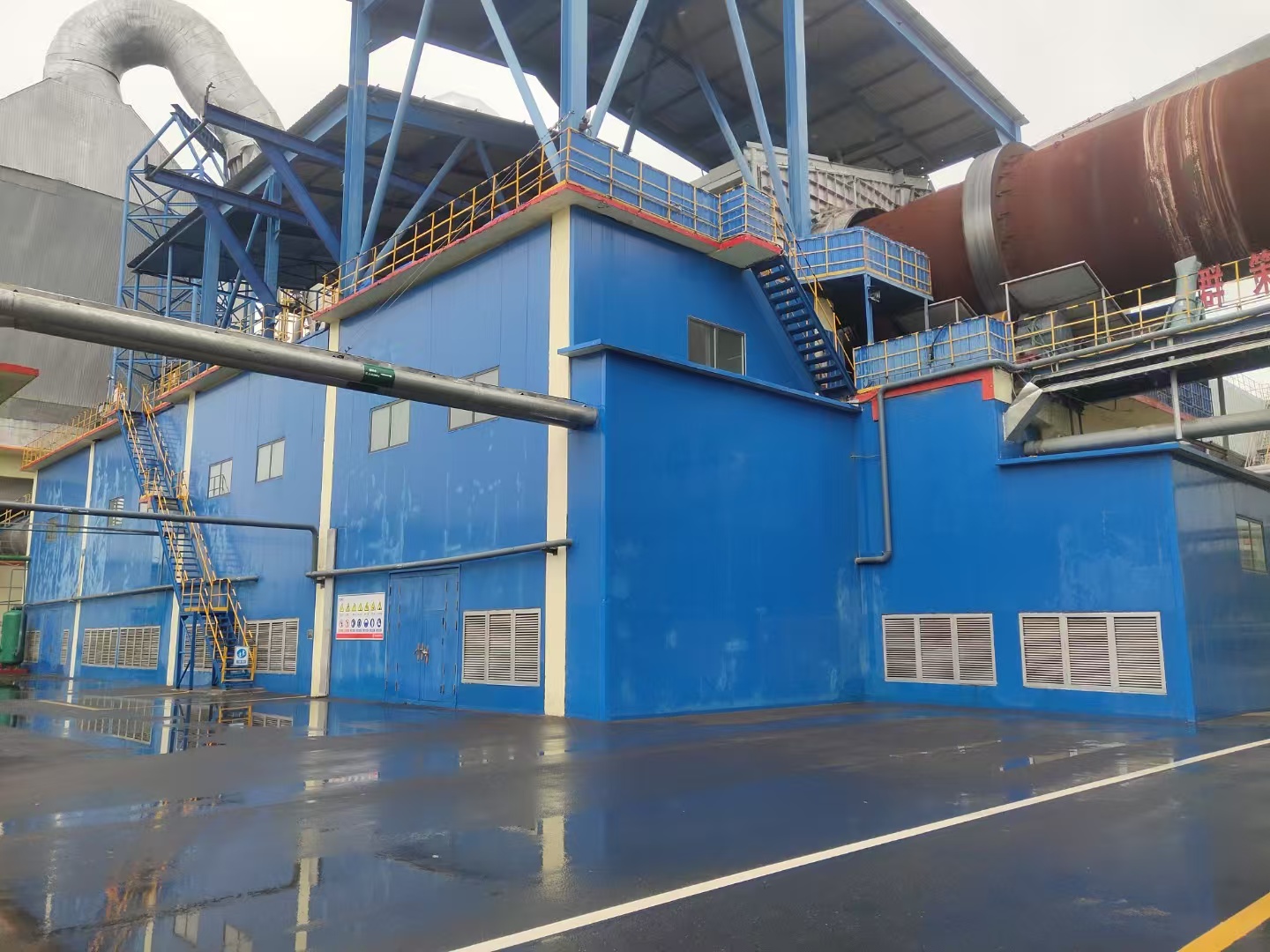 中联水泥二线篦冷机隔吸声降噪车间