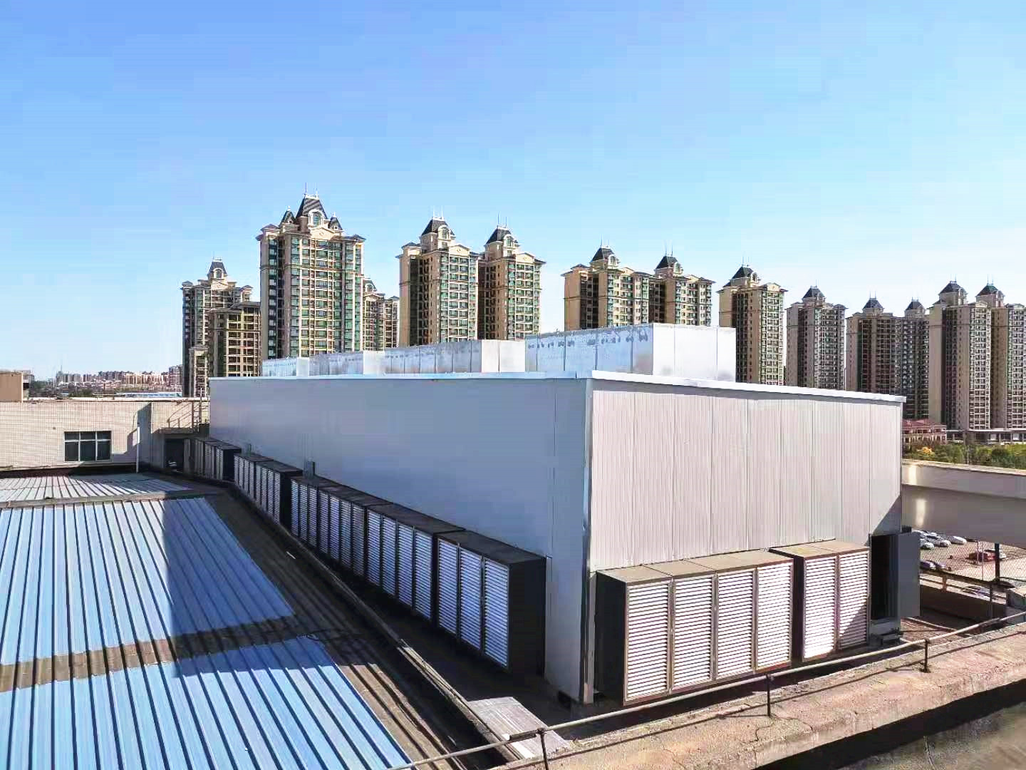 某集团冷却塔群噪声治理工程