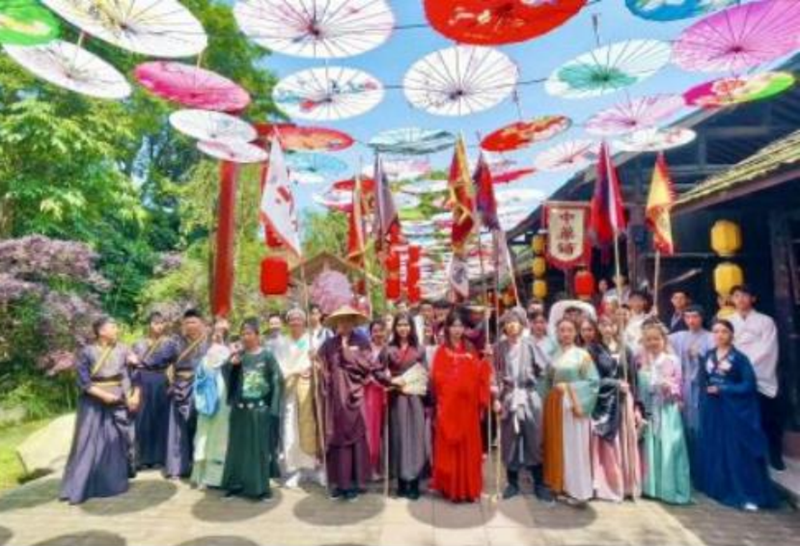 玩转珠海长隆海洋王国、浪漫烟花表演、大型真人实景剧本杀2天