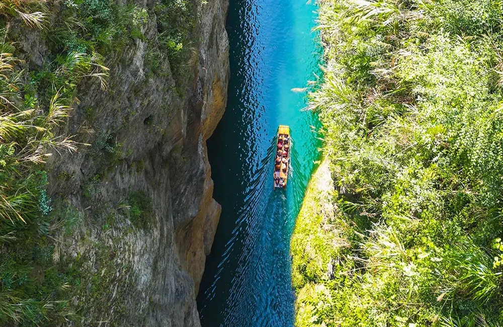 纯净恩施：恩施大峡谷、云龙河地缝、七星寨景区、恩施大清江、土司城、 梭布垭、女儿城五日游