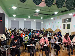 
	保育員培訓(xùn)
