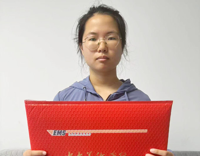 孟庆涵  中央美术学院