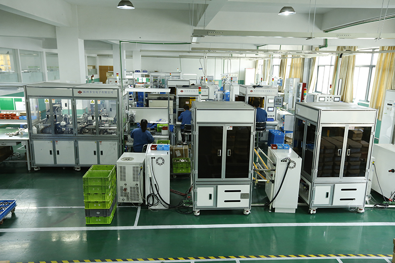 <span>装配车间</span>