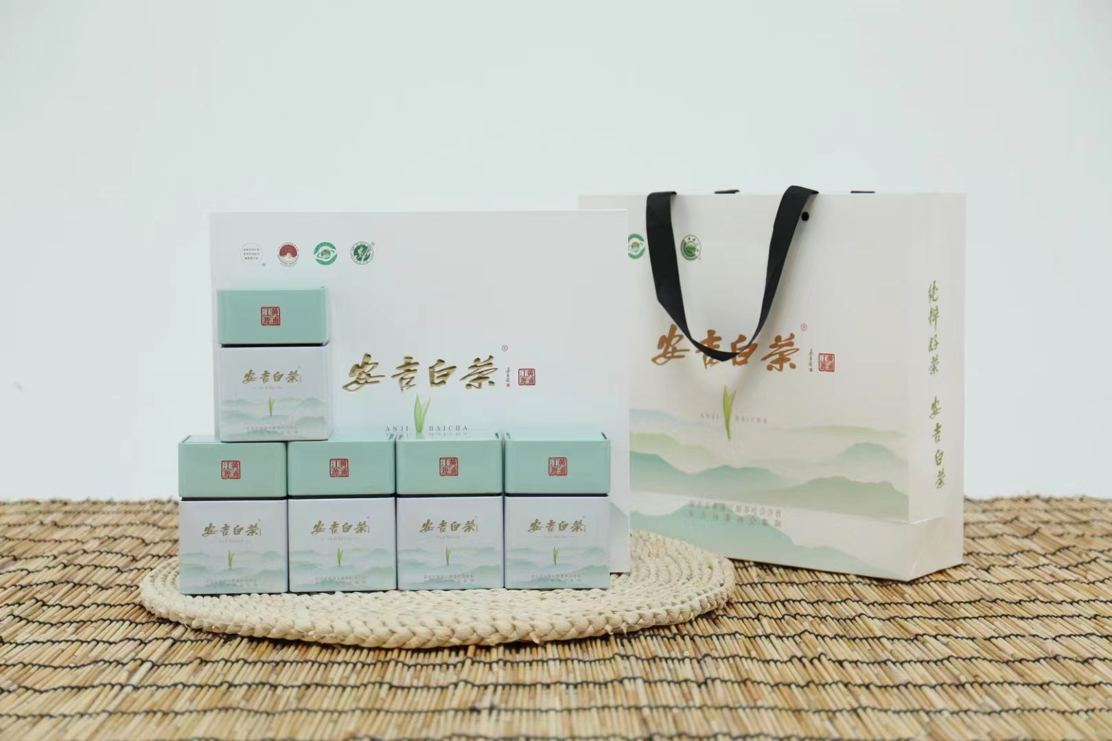 安吉白茶明前开园头采