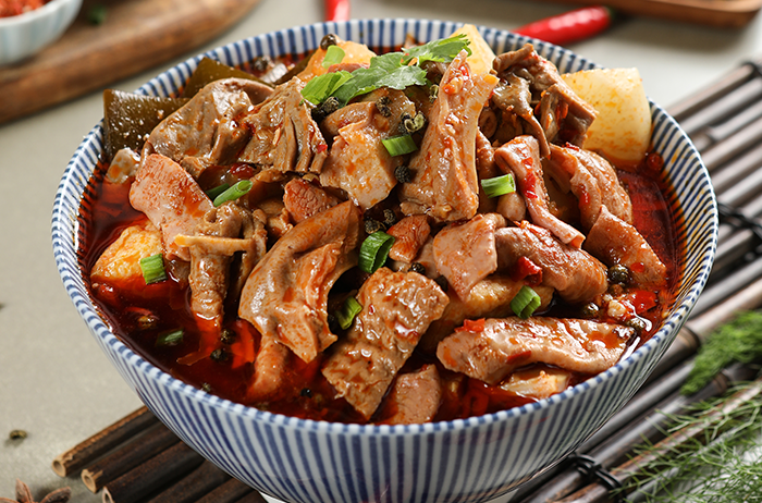 麻辣萝卜牛杂