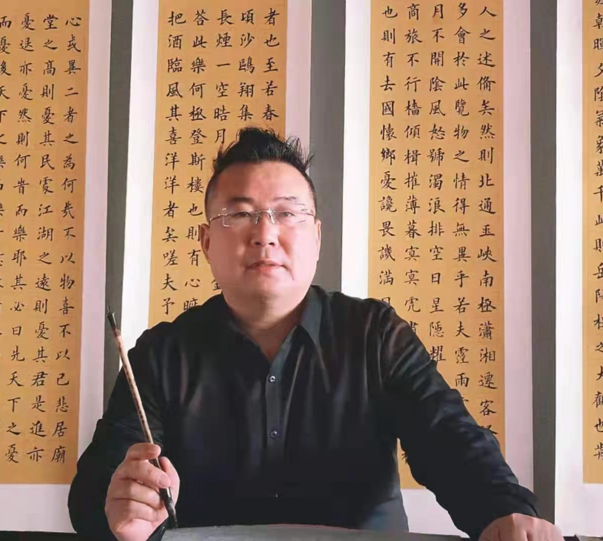 国礼档案——张成义作品展览