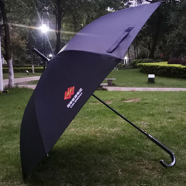 荃雨美雨伞厂、广告雨伞生产厂家、源头雨伞生产厂