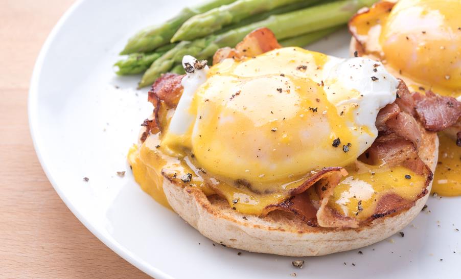 
	
荷兰典奶油小面包


Semlor&nbsp;Buns。奶油小面包有点像我们一般吃到的泡芙，但内馅却是豆蔻味，奶油也以杏仁加鲜奶油的风味制成，是款朴实却迷人的当地小甜点
_______
_______

 
 


	
  


	


	
