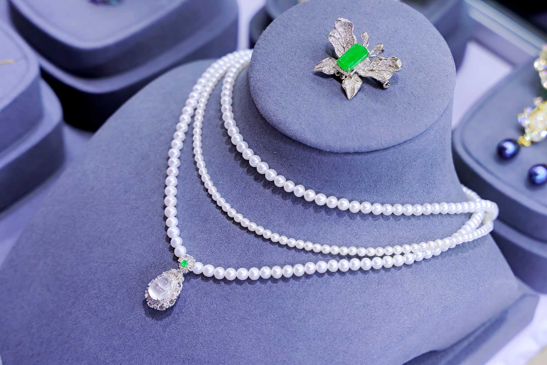 珠宝这么多，为什么权力顶端的女人都爱戴珍珠？