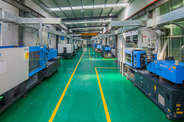 弘星开放式冷水机对塑胶机械的作用 