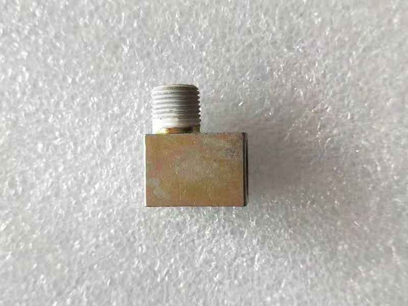 上柴C6121倒扩口弯管接头C03CL-C03CL603+A