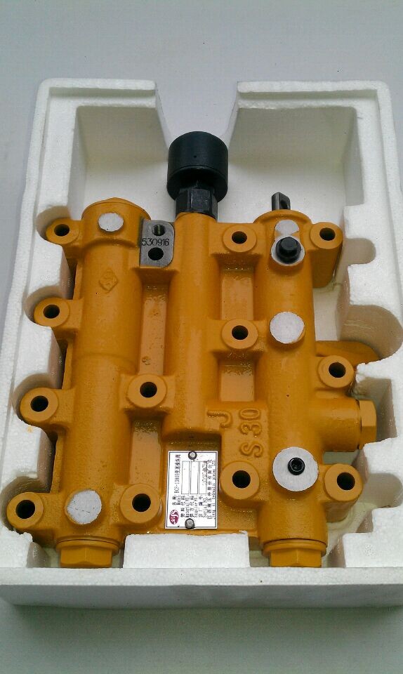 XG951变速操纵阀