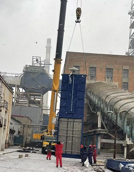 国内首台可在线维护插板阀进入安装阶段