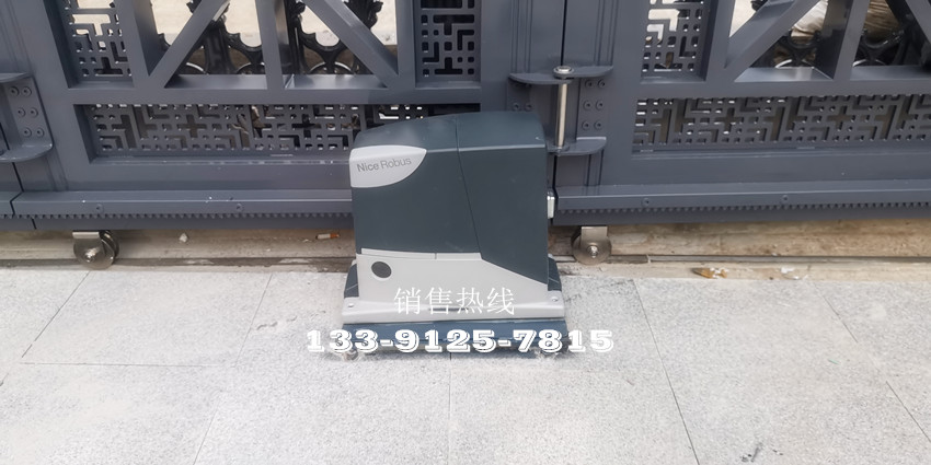 欧香名邸-意大利耐氏Nice平移门机ROBUS系列+铝艺拐弯平移门