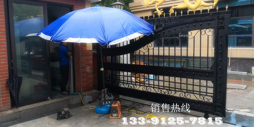 旭辉依云湾-意大利Nice(耐氏)双向平移式开门机Robus 旭辉依云湾-意大利Nice(耐氏)双向平移式开门机Robus
