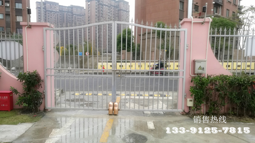 嘉定黄家花园幼儿园-阿尔卡诺轮式ALCANO八字开门机PM180