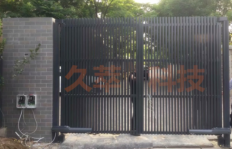 意大利进口迪泰柯直臂平开门电机PWR35H案例图片