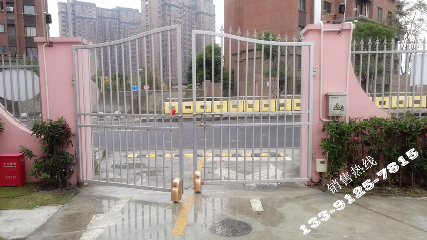 嘉定区黄家花园幼儿园-阿尔卡诺轮式ALCANO八字开门机PM180
