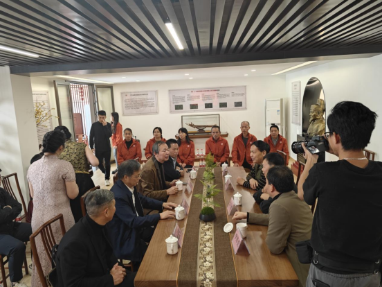 东莞之行，沉香之韵——记深圳市湖工大包装技术研究院院领导赴广东鼻观阁香业科技有限公司考察调研