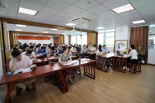 杏林课堂学风优良