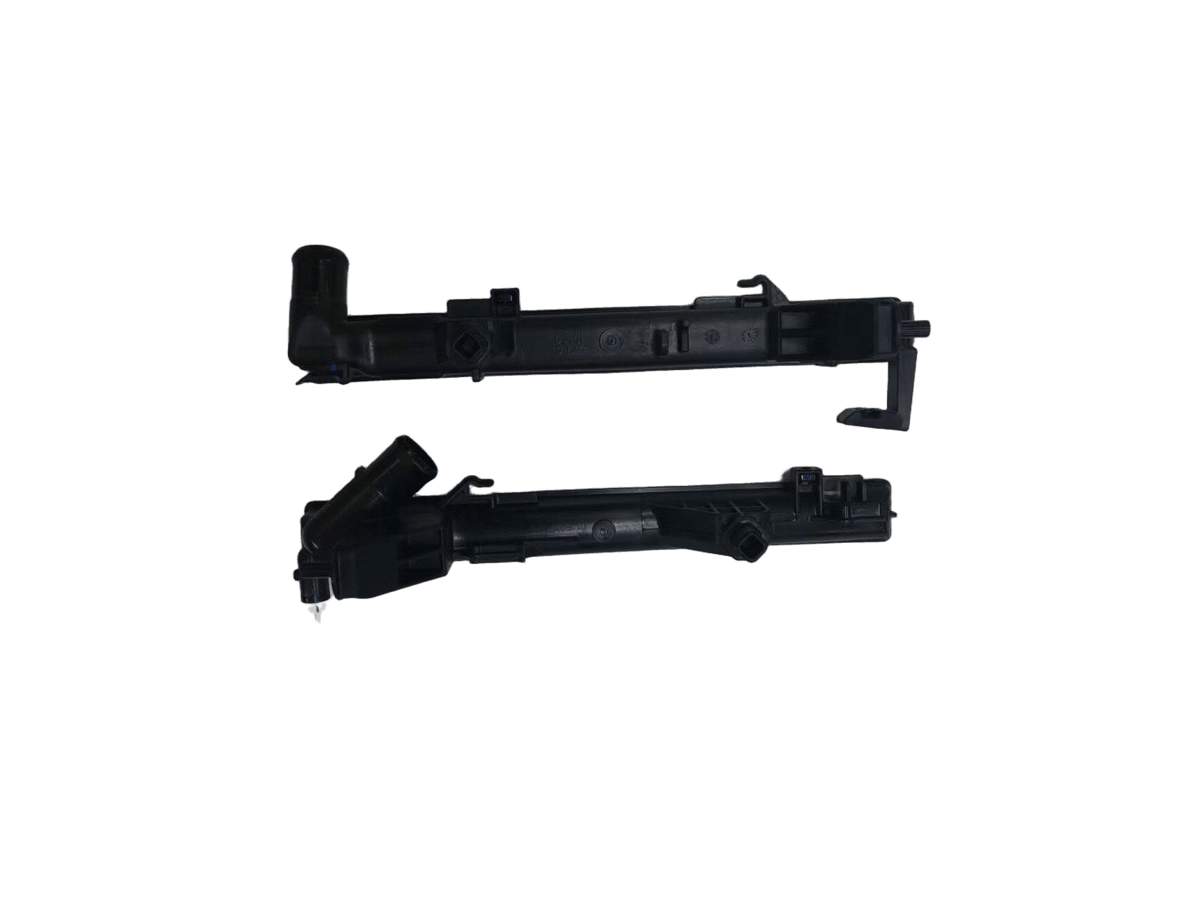 伊兰特第七代 进出水室