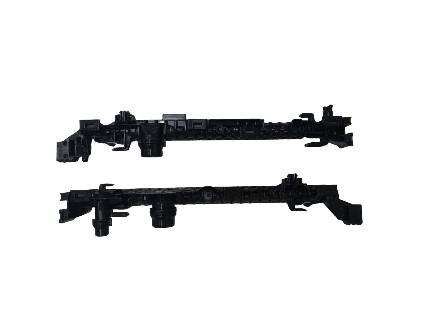 奔驰MMA HEVA级车 进出水室