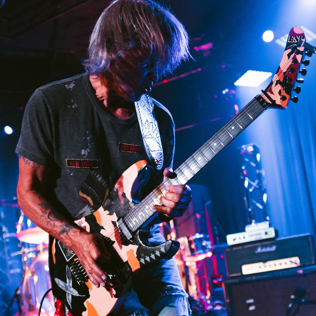 PURPLE TIGER George Lynch