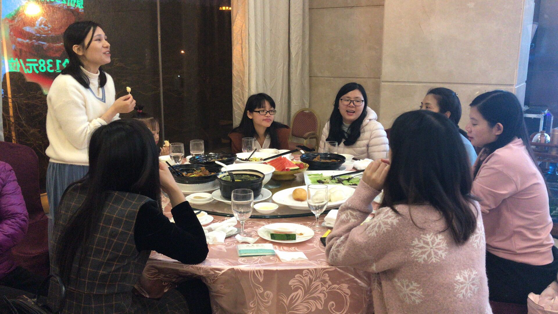 集团三八妇女节